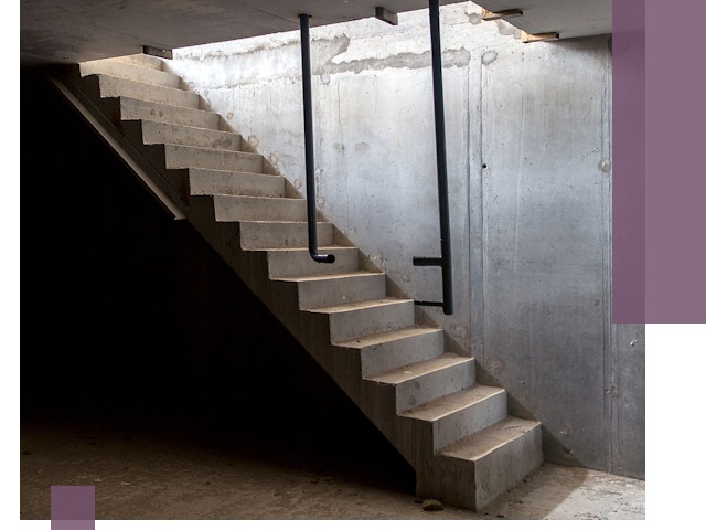 Изготовление и монтаж лестниц в подвале в Нерюнгри