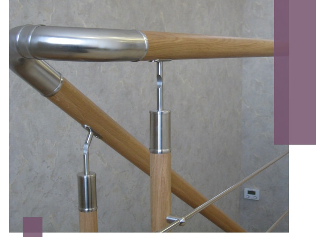 Комбинированные перила на заказ в Нерюнгри — монтаж и производство