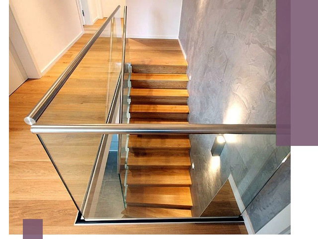 Перила для лестницы в доме — изготовление и монтаж в Нерюнгри