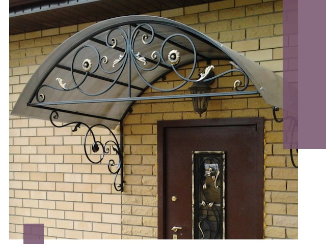 Изготовление козырьков из металла под ключ в Нерюнгри