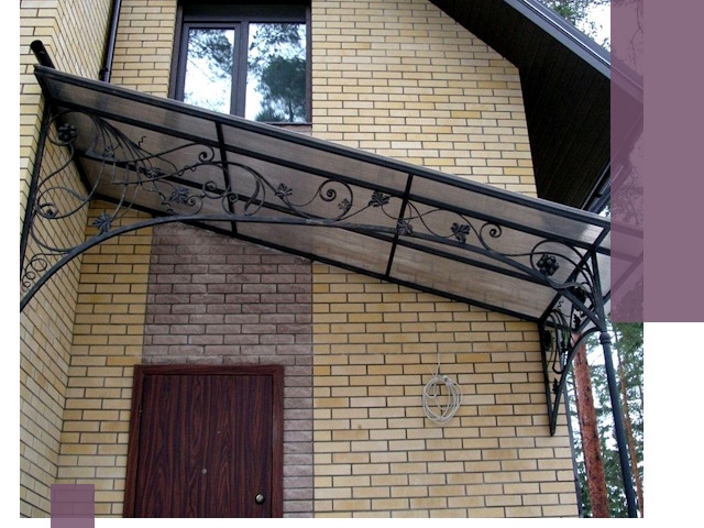 Односкатные козырьки из металла под ключ в Нерюнгри